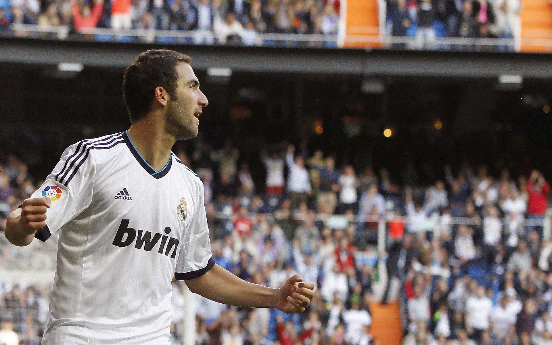 德转亚洲足坛历史身价榜发布,孙兴慜荣膺榜首,武磊闪耀入列